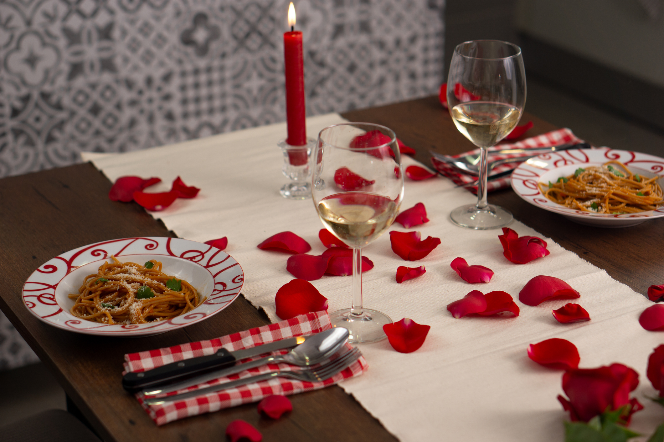 dinner table set for a couple in Valentines’ day